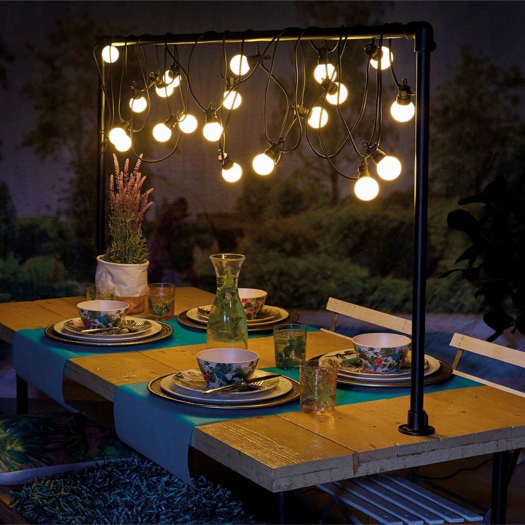 Luxform Honolulu solar LED festoon light set warm white globe bulbs garden